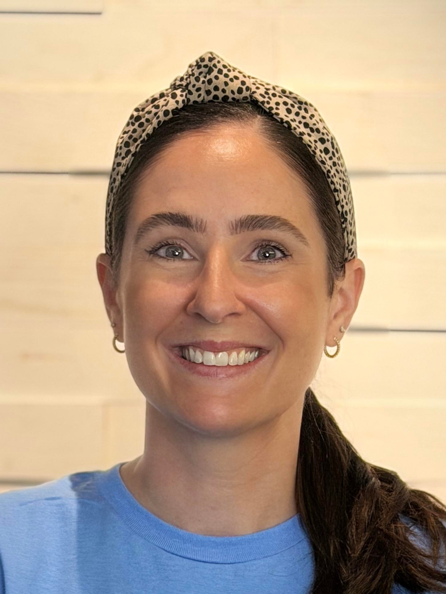 headshot of deb schuiteman