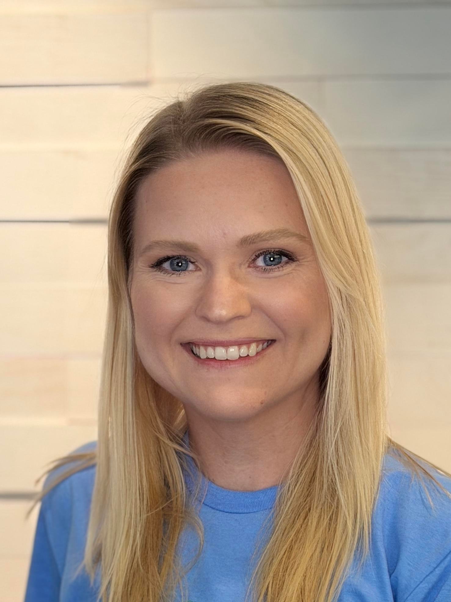 headshot of deb schuiteman