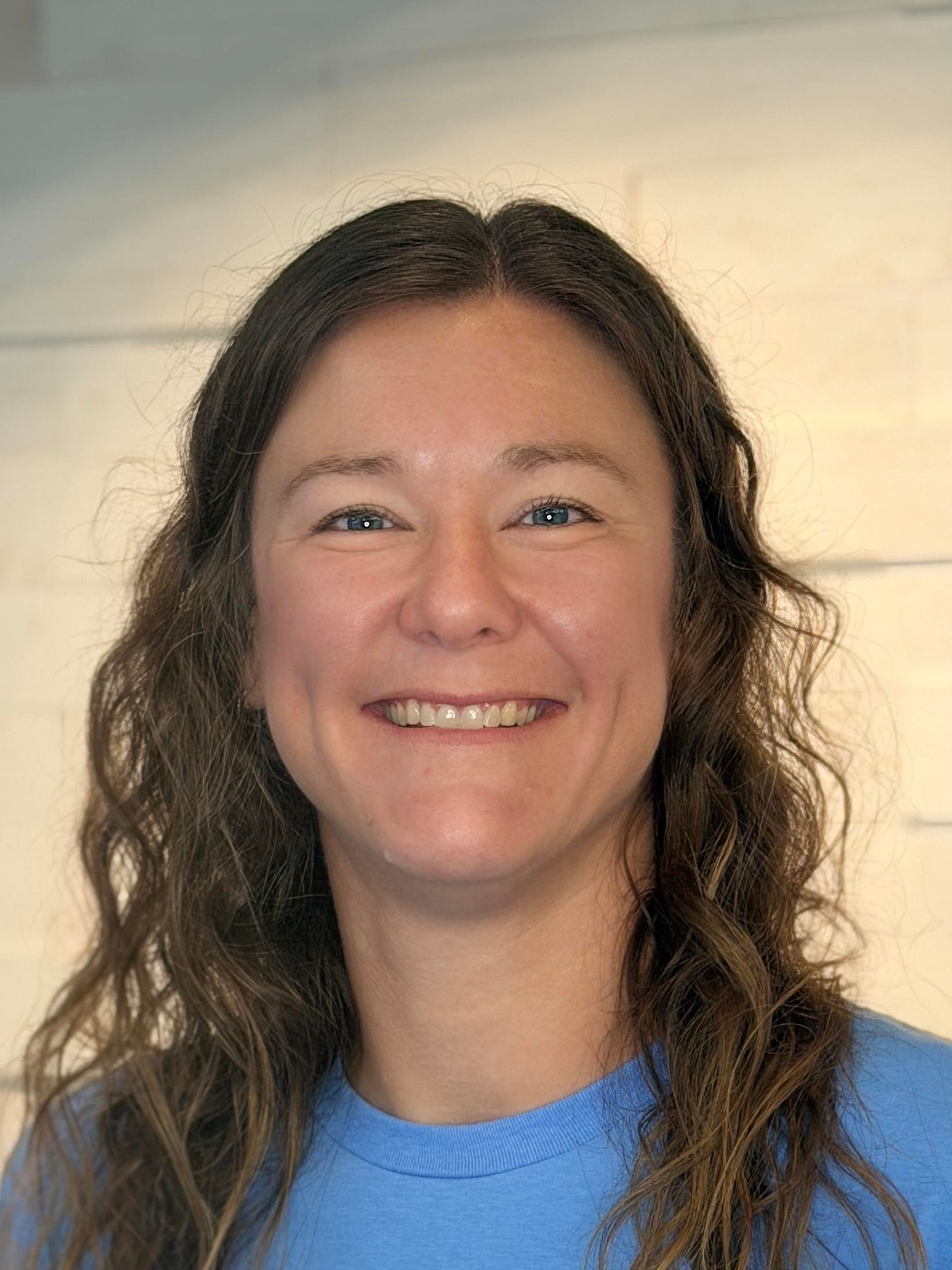 headshot of deb schuiteman