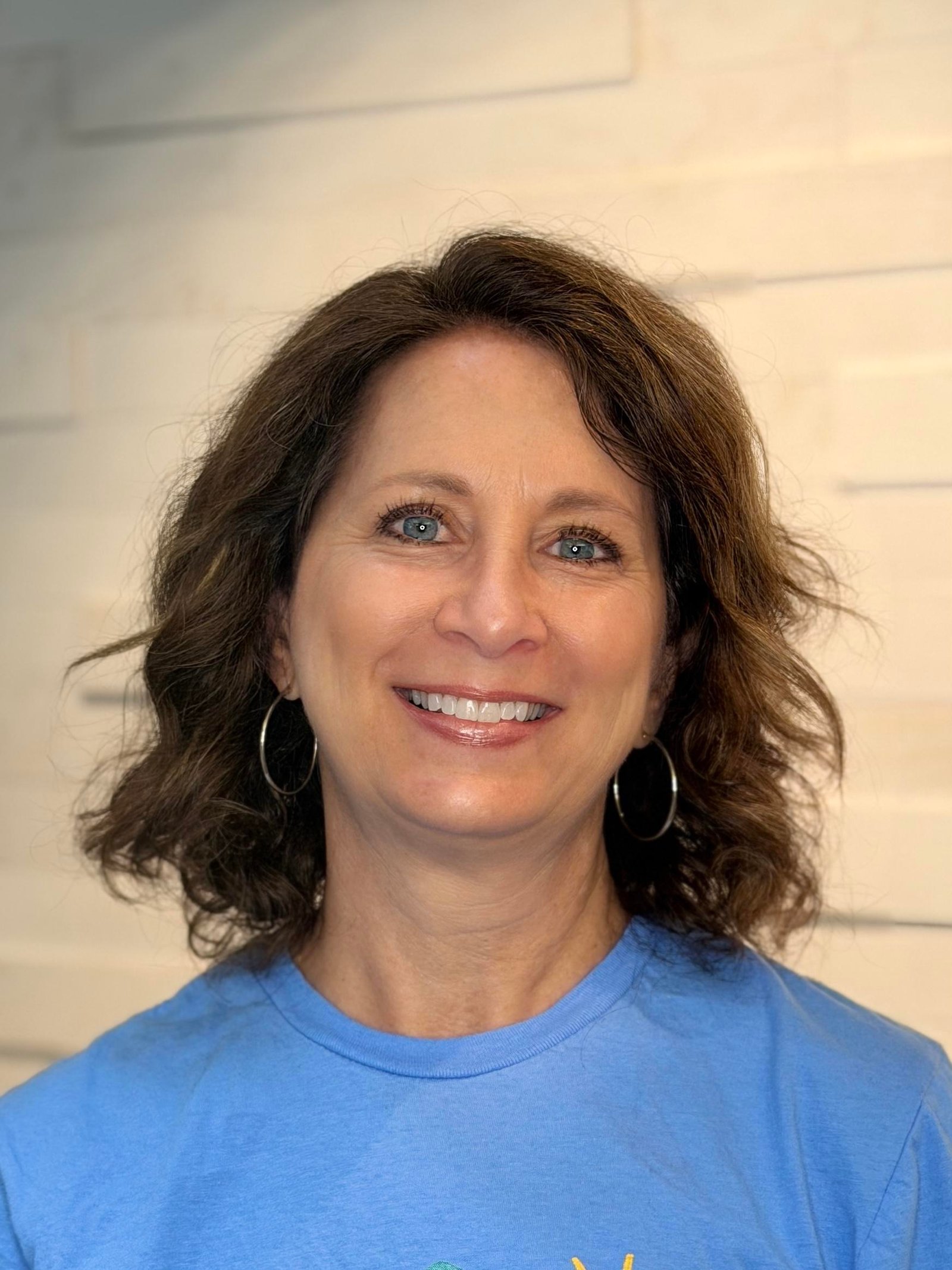 headshot of deb schuiteman