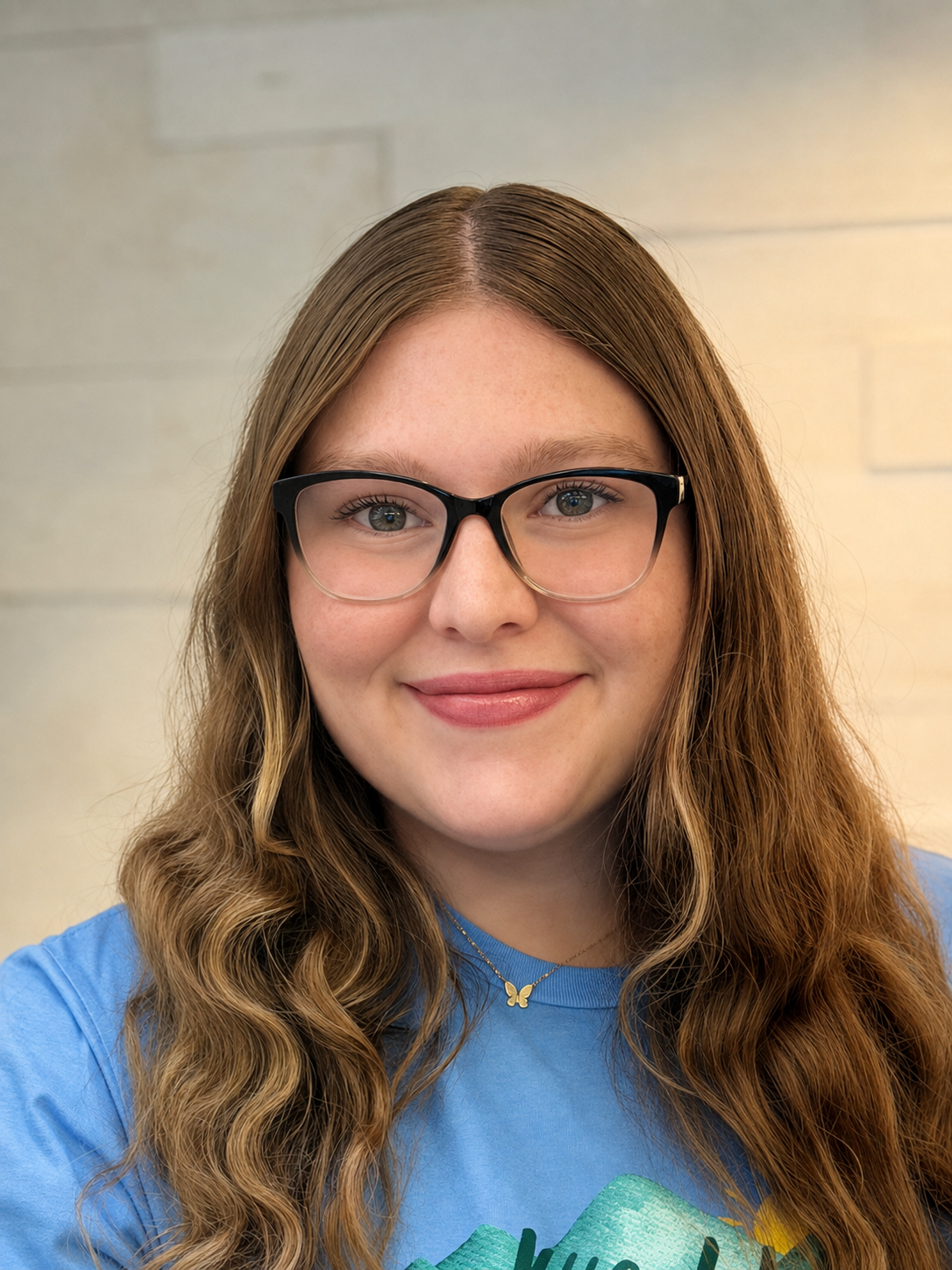 headshot of deb schuiteman