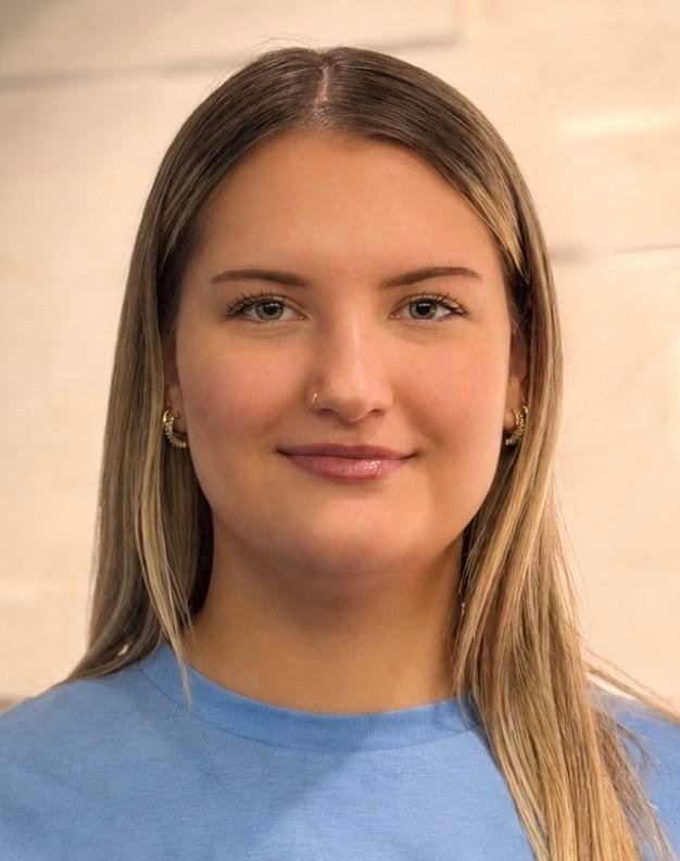 headshot of deb schuiteman
